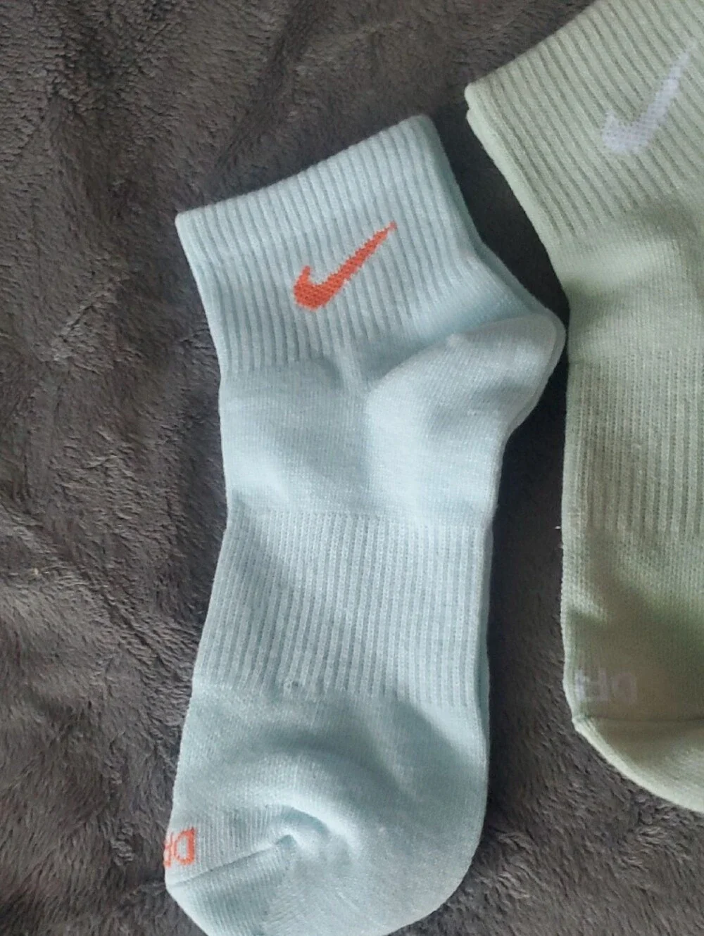 Nike 3-Pack Low-Cut Low-Cushion Athletic Socks — Orange, Light Blue, Mint Green